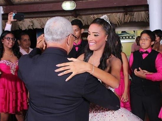 5 Quinceanera Father-Daughter Dance Lessons